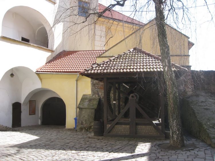 Замок Паланок, Замок Мукачево, Мукачевский замок