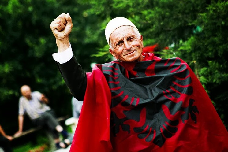 фишки дня, день независимости Албании