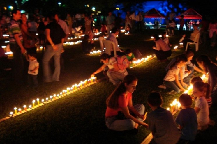 Фишки дня — 7 декабря, День маленьких свечек в Колумбии