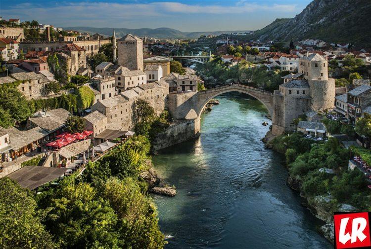 Куда поехать в июле, Босния и Герцеговина, старый мост, Мостар, река Неретва, прыжки в воду, июль