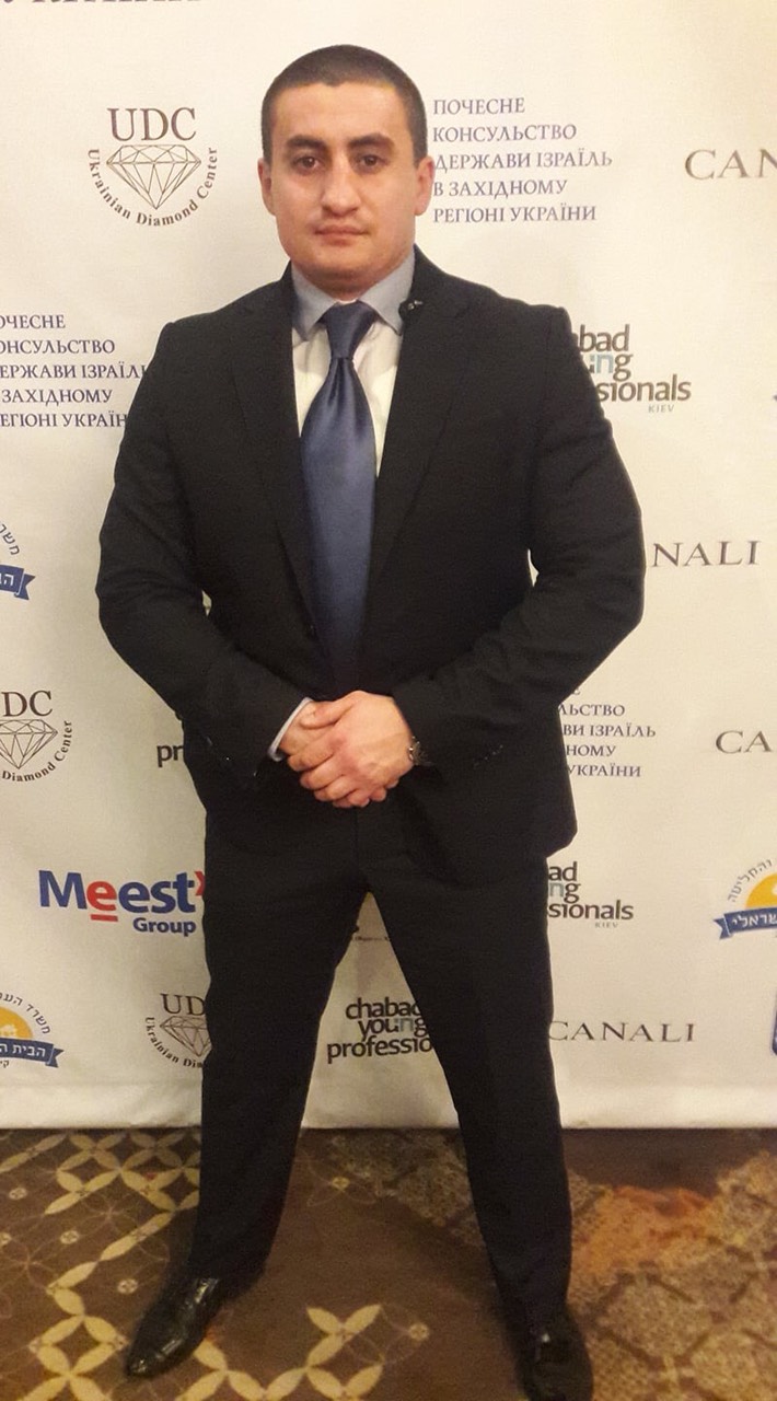 телохранитель жены киллера 2021. телохранители сериал тнт. майкл брайс телохранитель. бизнесмен с охраной. телохранитель жены киллера антонио бандерас.