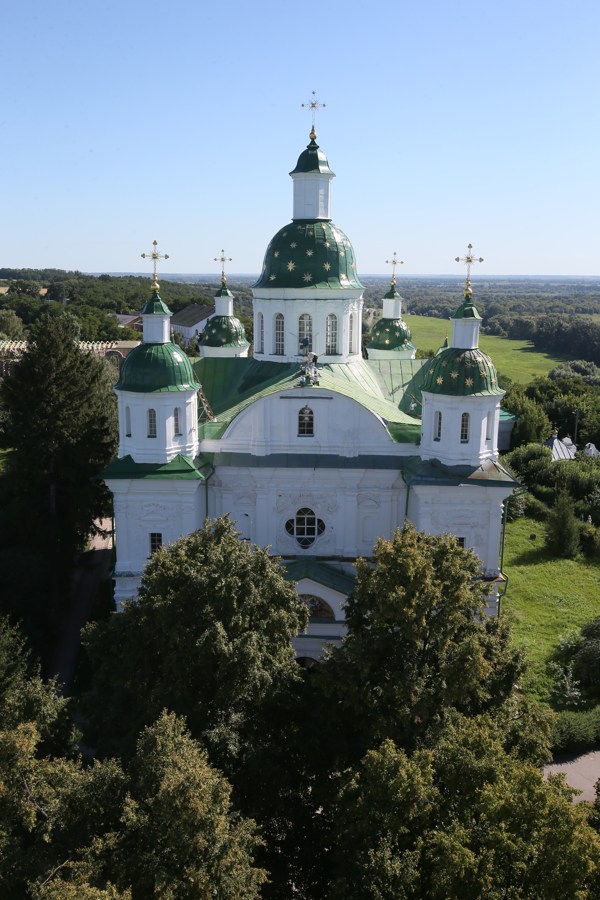 Мгарский монастырь, история Мгарского монастыря, вид сверху