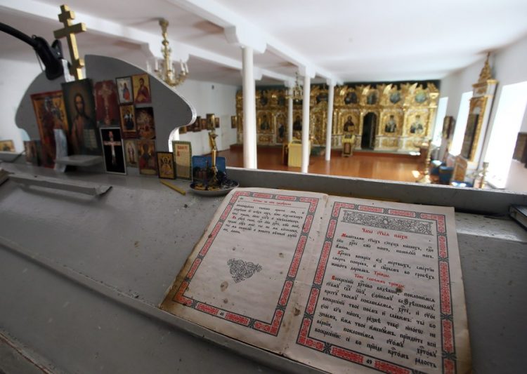 Мгарский монастырь, история Мгарского монастыря, иконостас