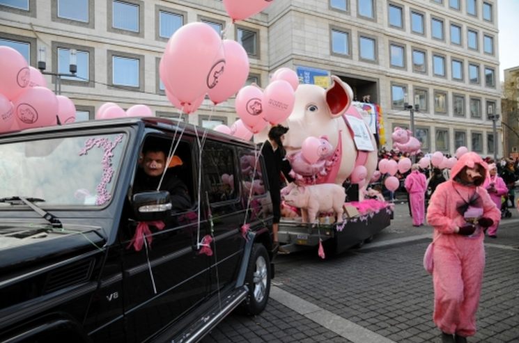 карнавал в Штутгарте, музей свиней в Штутгарте