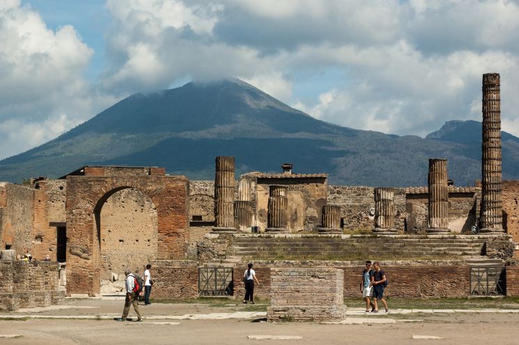 фишки дня - 24 августа, день извержения Везувия, Помпеи