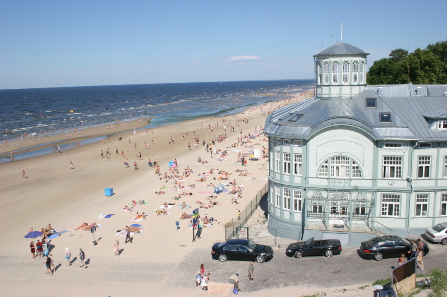 Юрмала, Латвия, пляж, отдых, коронавирус и туризм 