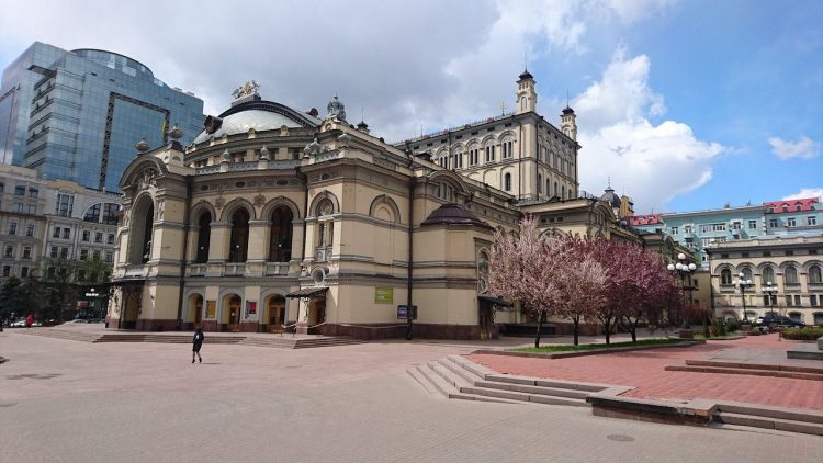 Киев, опера, театр