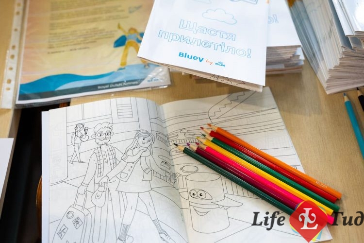 KLM Ukraine, раскраска для детей, посадочные талоны, КСО, экология, карандаши